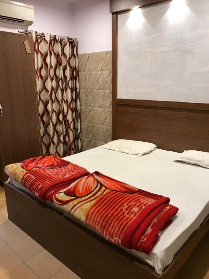 Hotel Natraj Bulandshahr Dış mekan fotoğraf